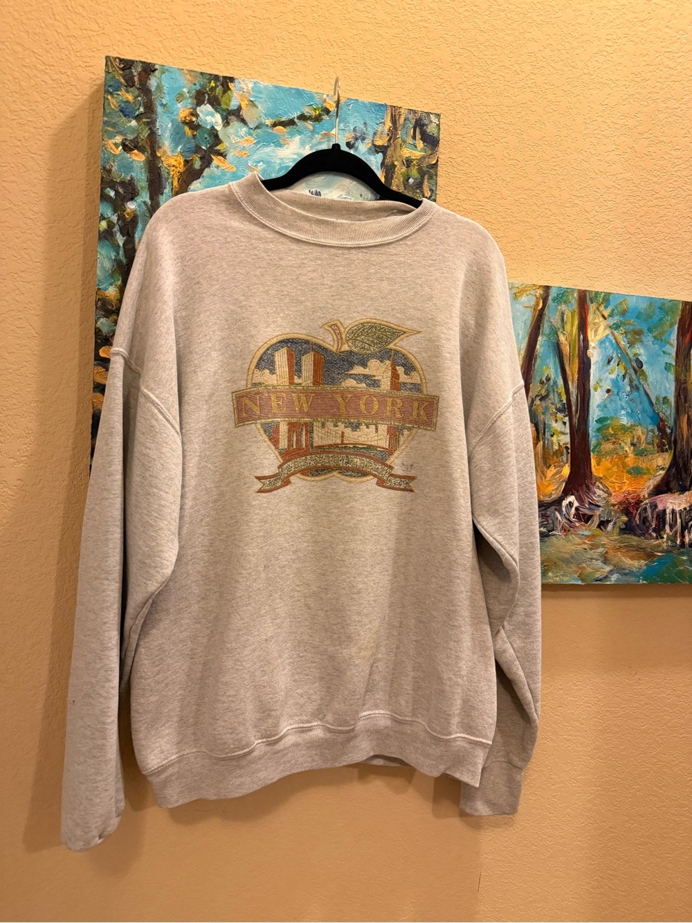 Vintage New York Graphic Crewneck Sweatshirt - Light Gray